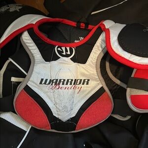 Warrior Bentley Lacrosse Shoulder Pads